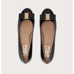 Salvatore Ferragamo patent leather flats